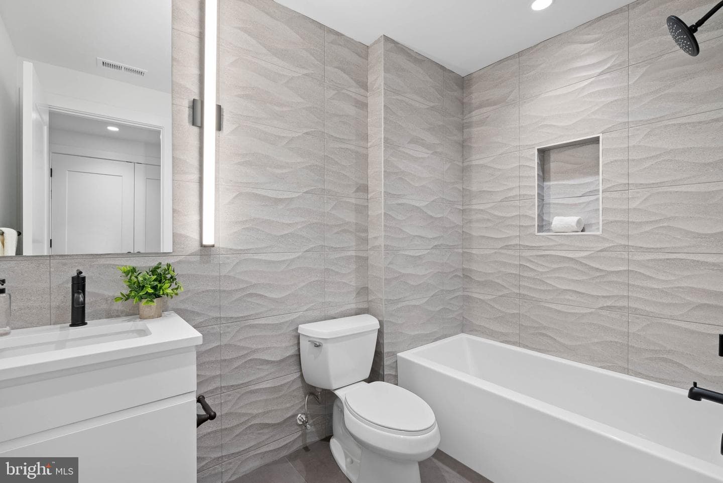 654 Fairmount Avenue #model photo 24