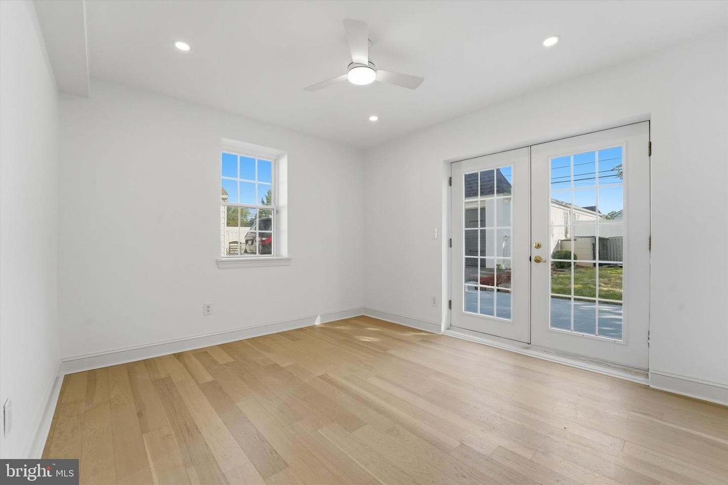 3109 Willits Road photo 9