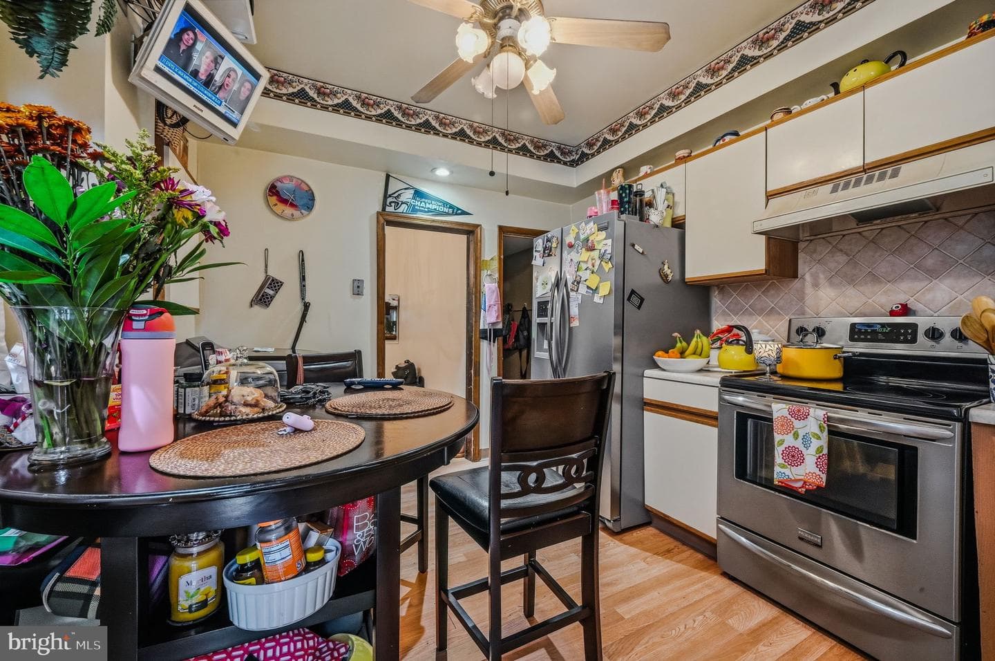 5217 Delancey Street photo 9