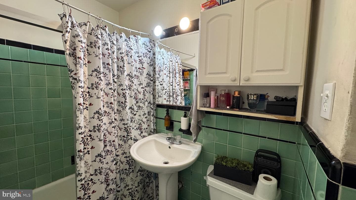 3204 Disston Street photo 10