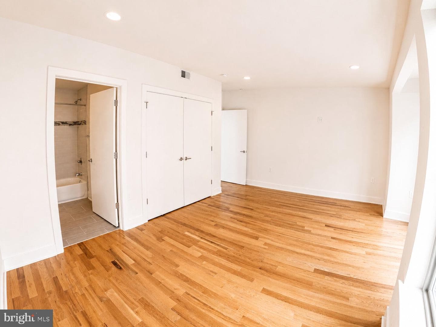 233 Poplar Street #9 photo 9