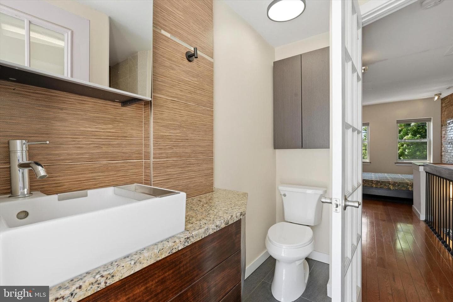 215 Earp Street photo 19