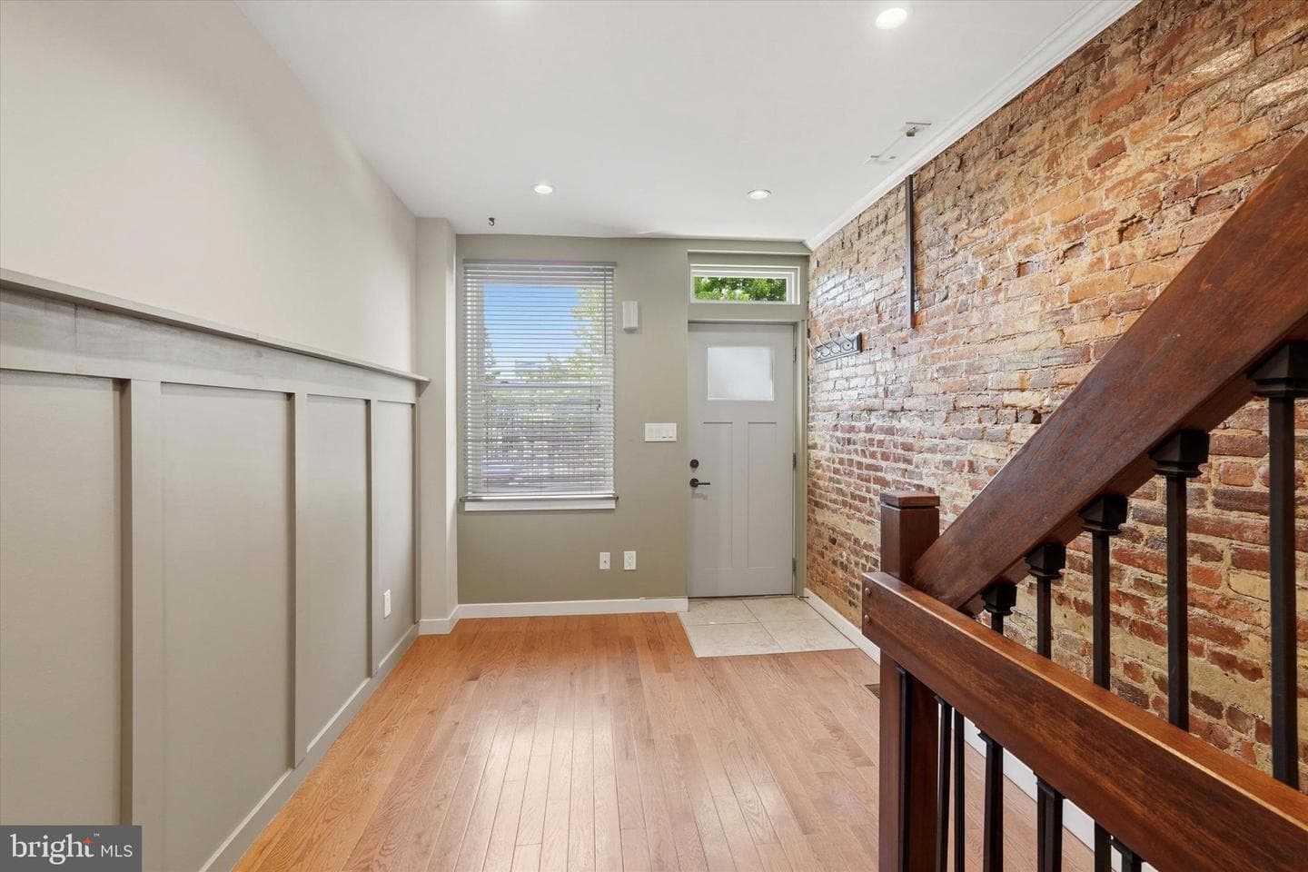 215 Earp Street photo 6