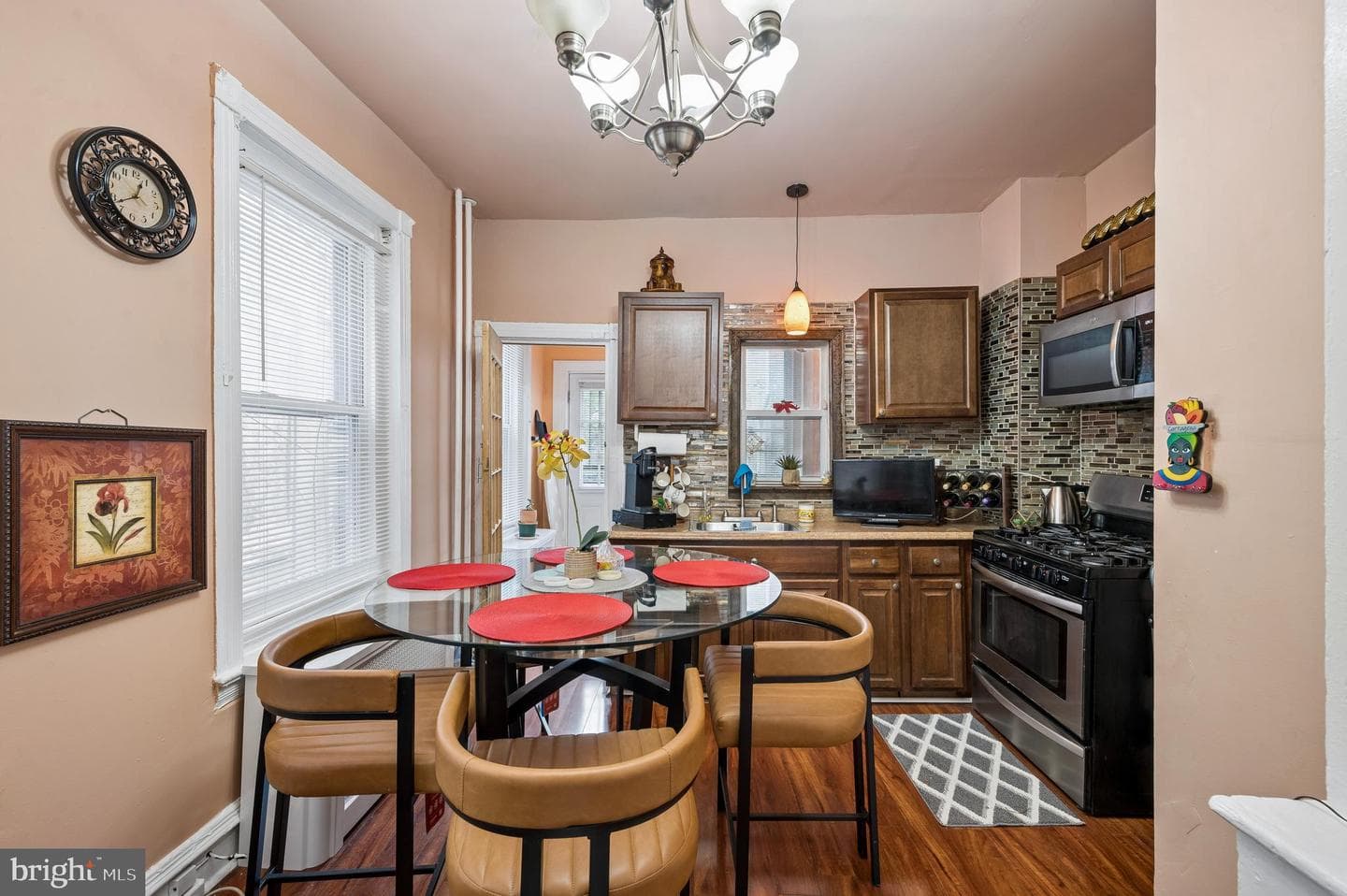5926 Chestnut Street photo 8