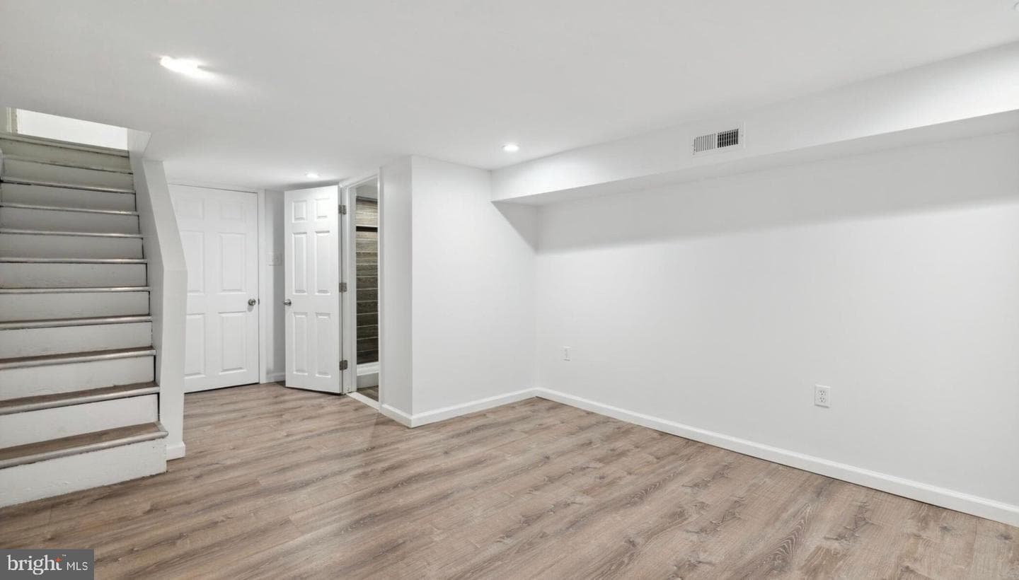 17 S 45th Street photo 9