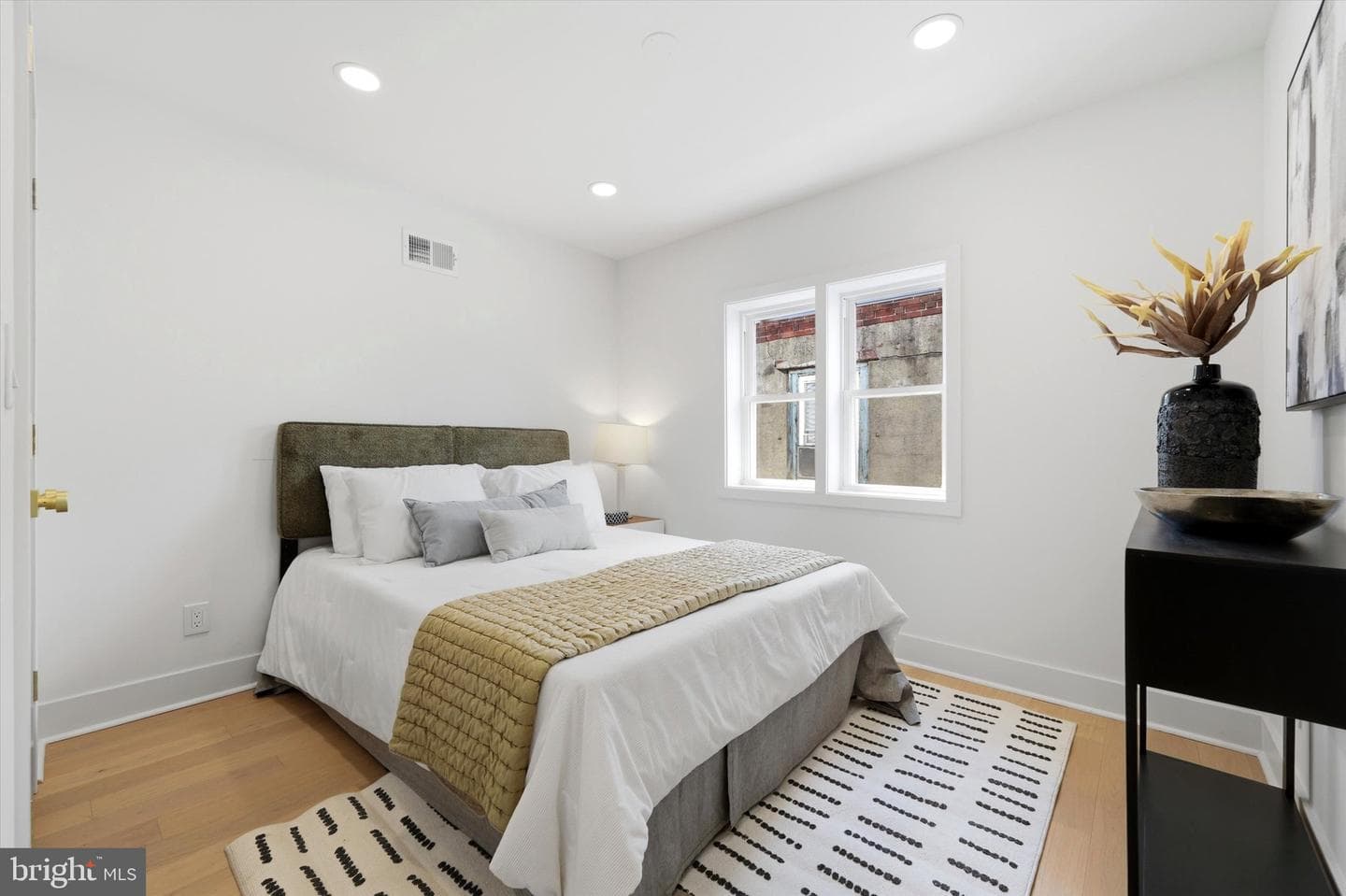 726 Morris Street photo 29