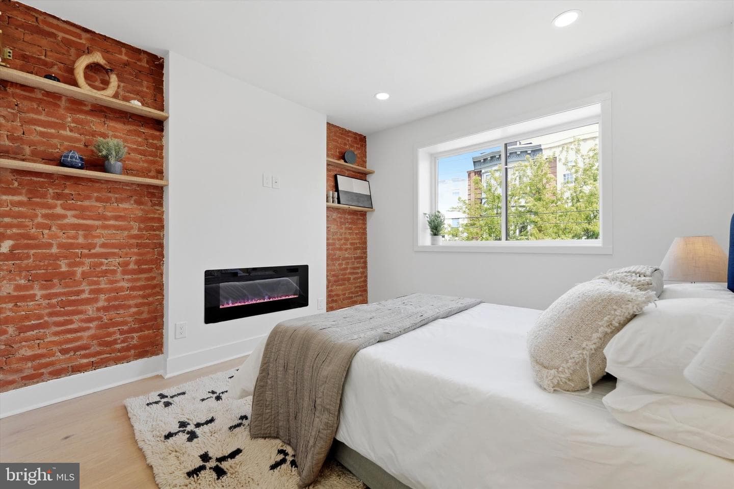 726 Morris Street photo 33