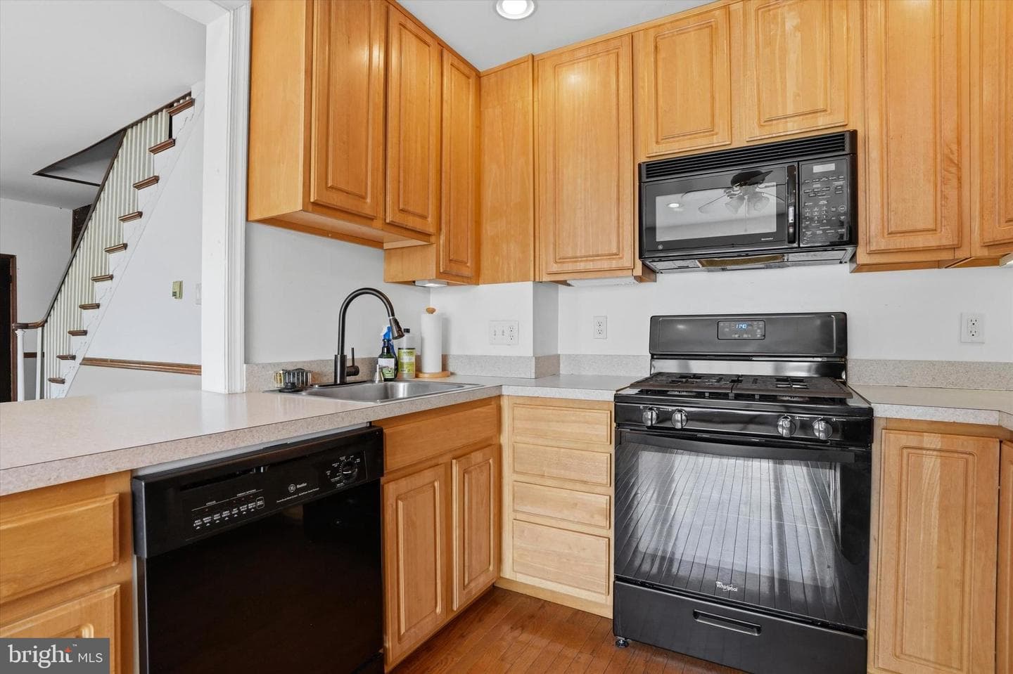 4621 Linden Avenue photo 5