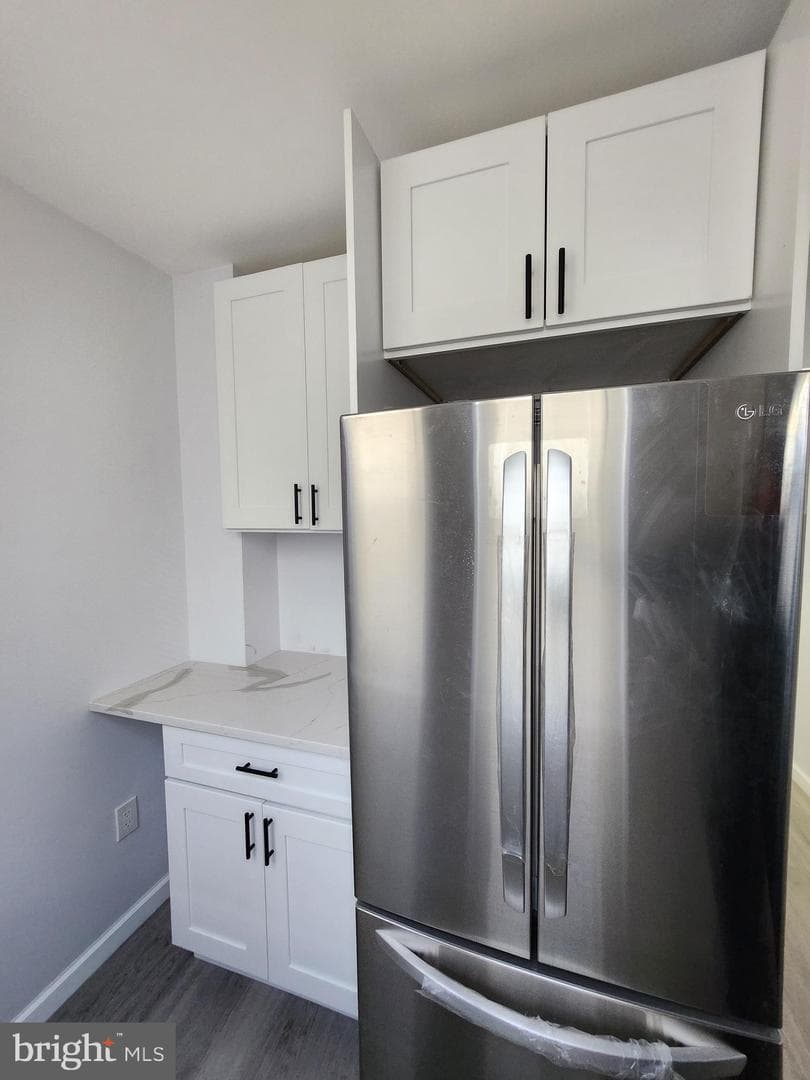 631 Cross Street photo 25