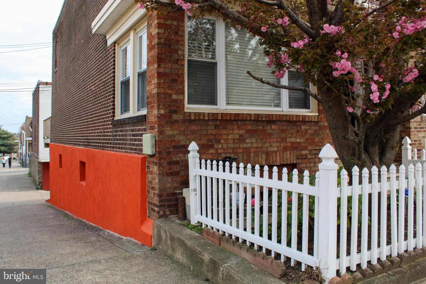 4153 M Street photo 5