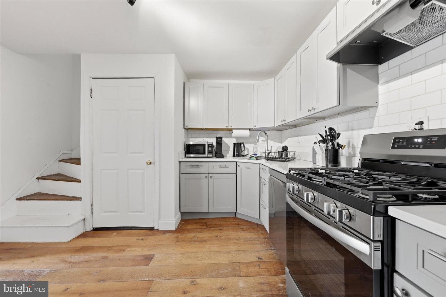 4527 Saint Davids Street photo 8