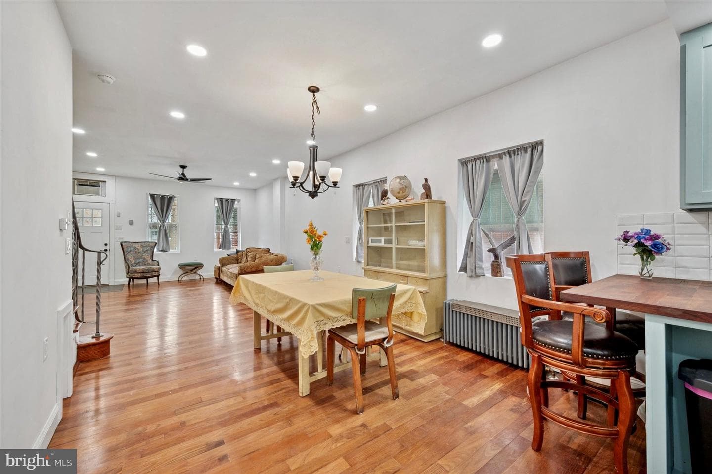 422 N Simpson Street photo 4