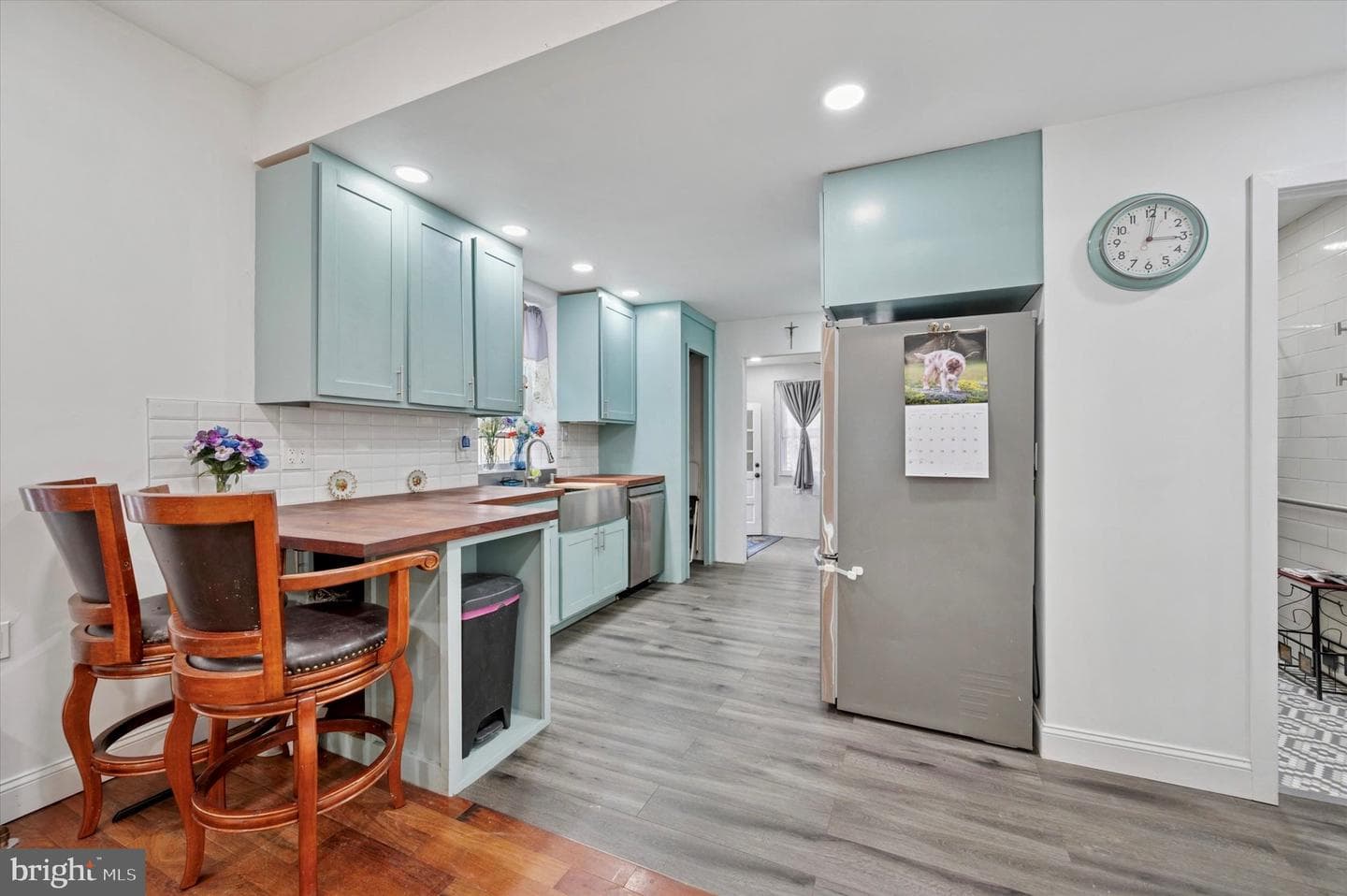 422 N Simpson Street photo 5