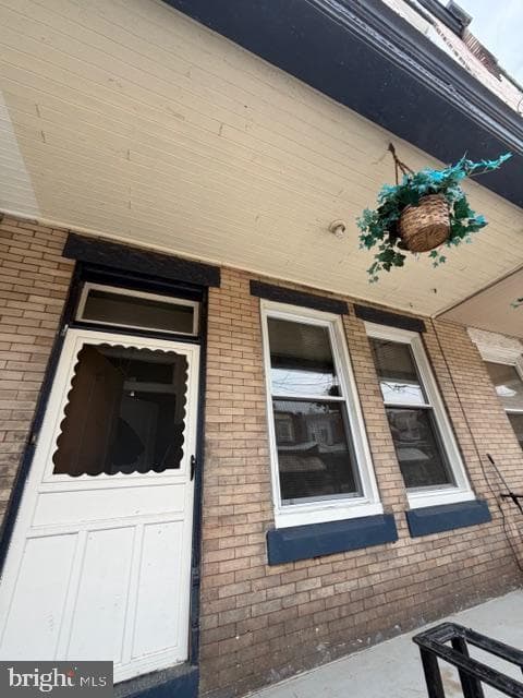 1432 N Peach Street photo 2