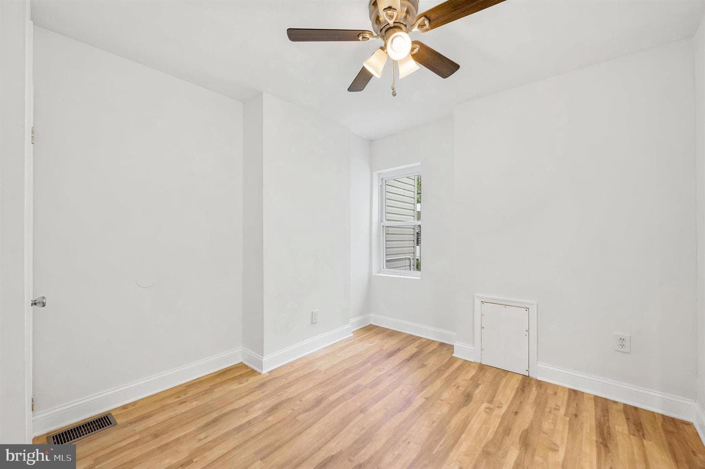 1230 N 30th Street photo 28