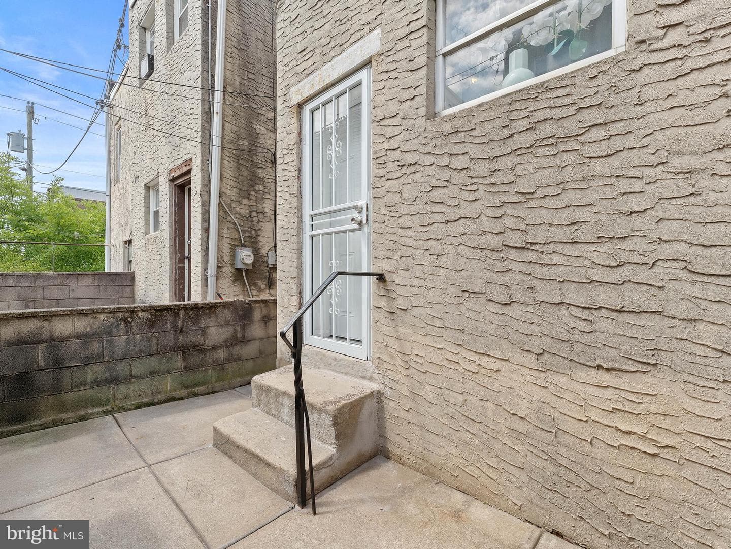 2251 S Hemberger Street photo 23