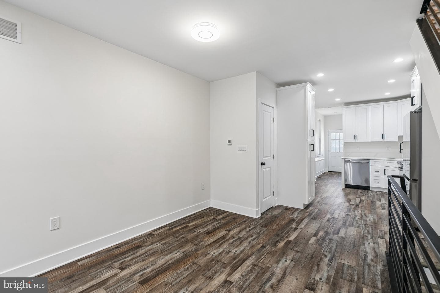 3156 Almond Street photo 19
