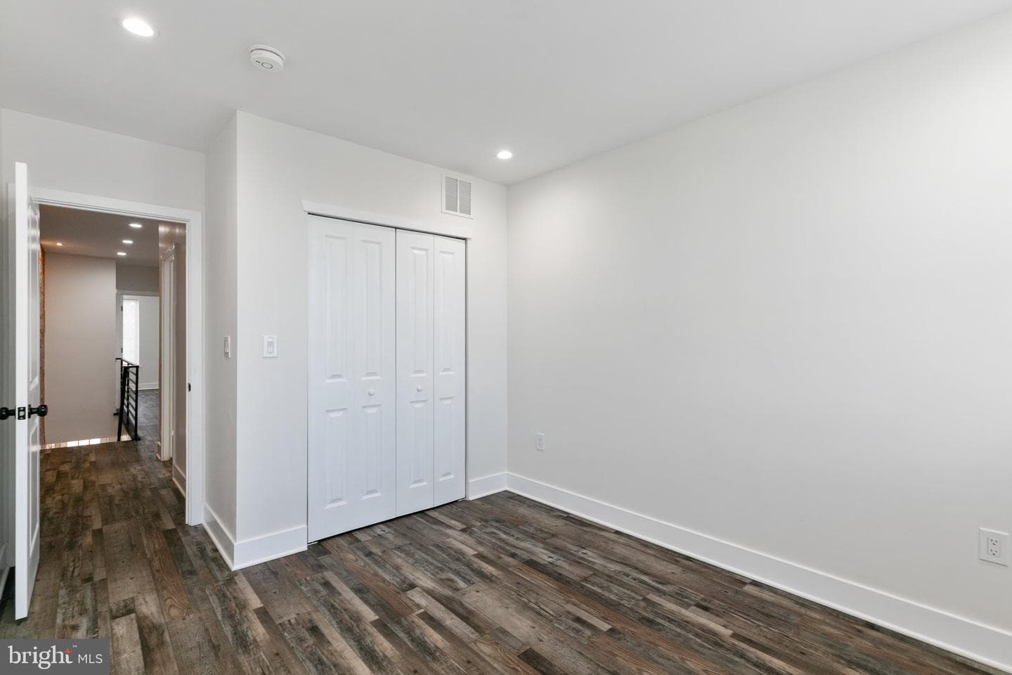 3156 Almond Street photo 40