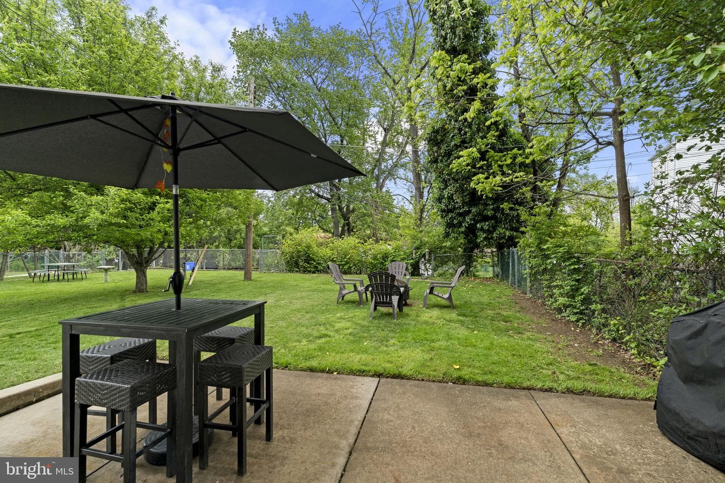 8807 Danbury Street photo 21