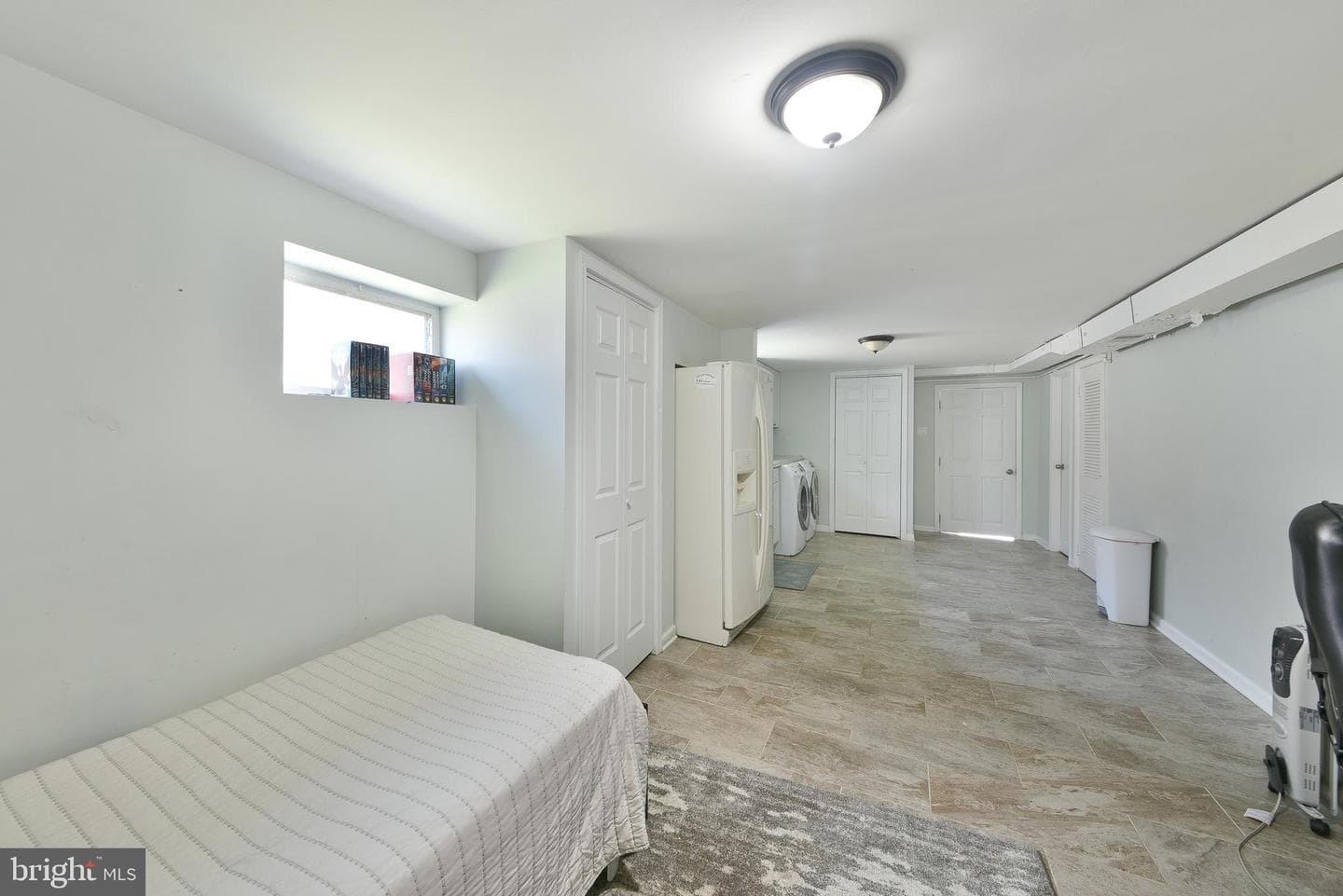 9747 Hoff Street photo 27