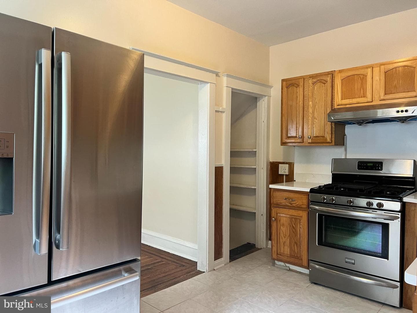303 E Vernon Road photo 10