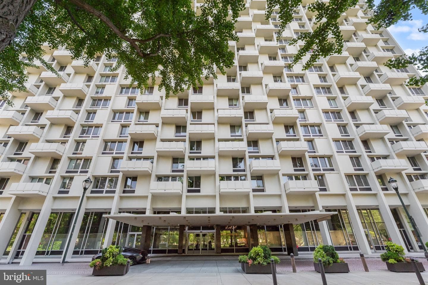 604 S Washington Square #2108