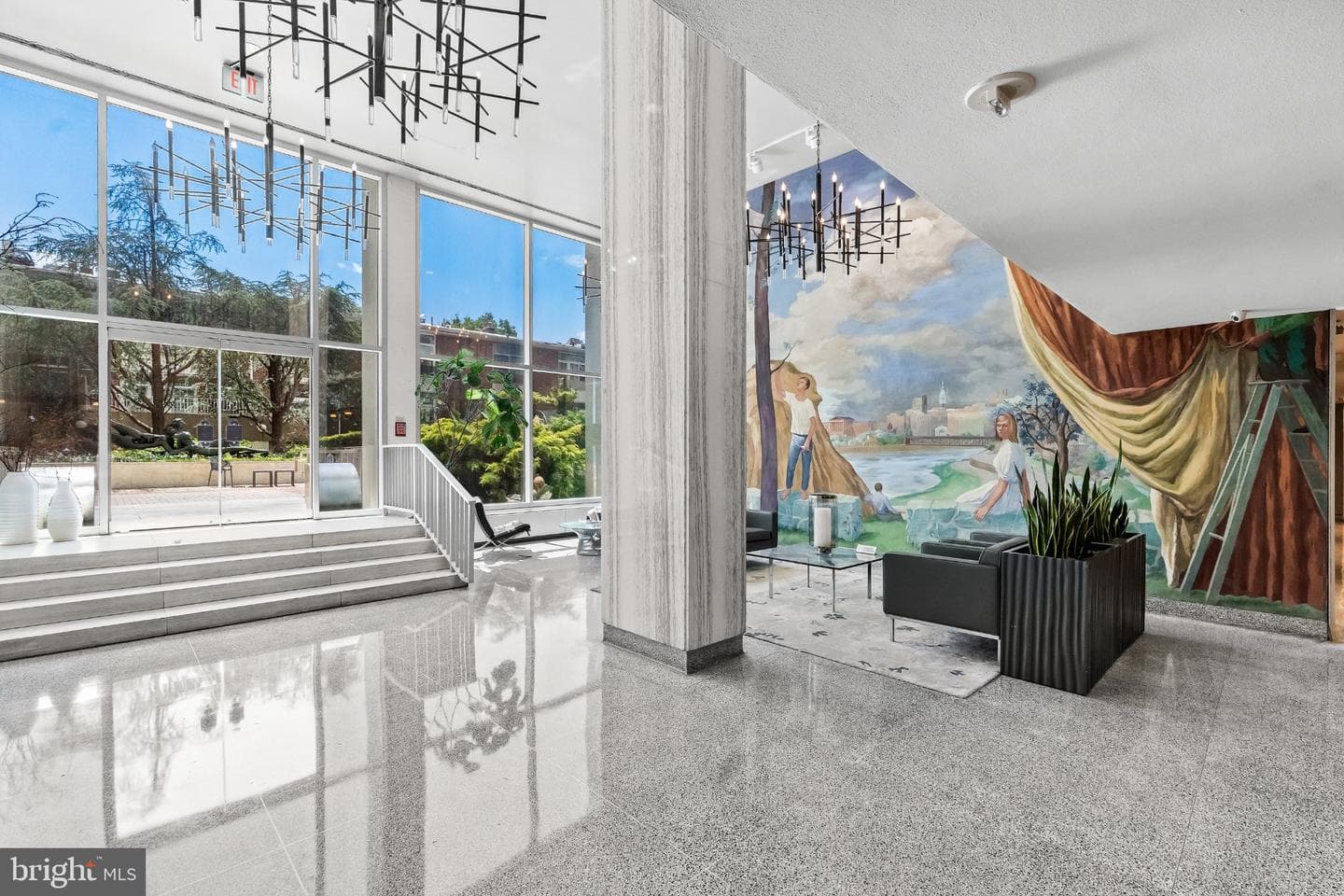 604 S Washington Square #2108 photo 3