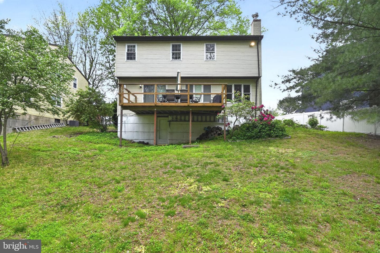 9033 Lykens Lane photo 6