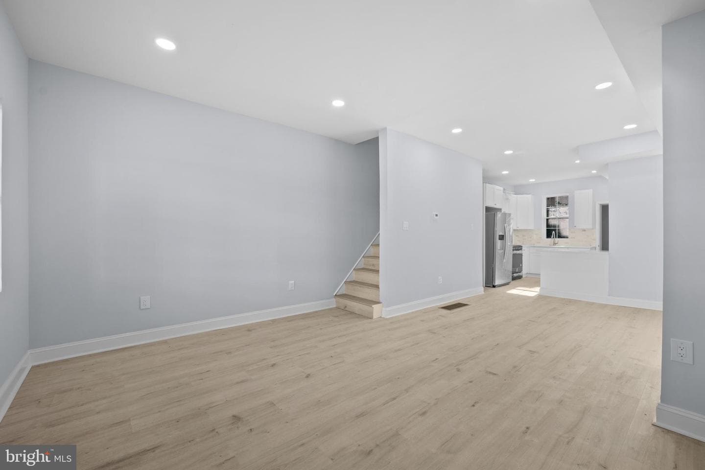 4116 N 8th Street photo 6