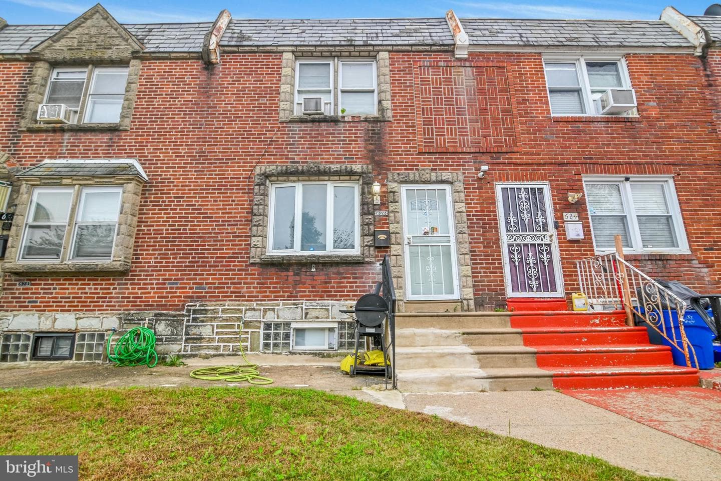 626 E Raymond Street photo 5