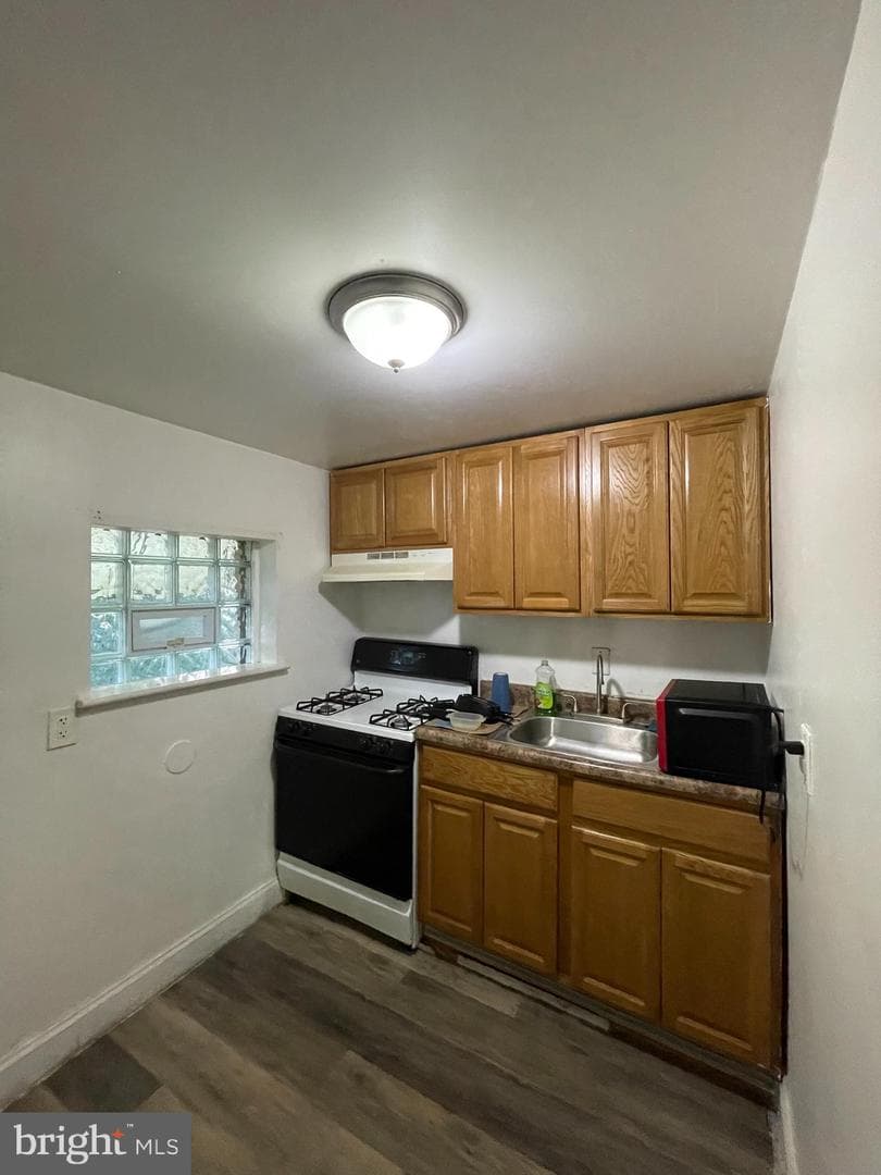 1925 E Lippincott Street photo 8