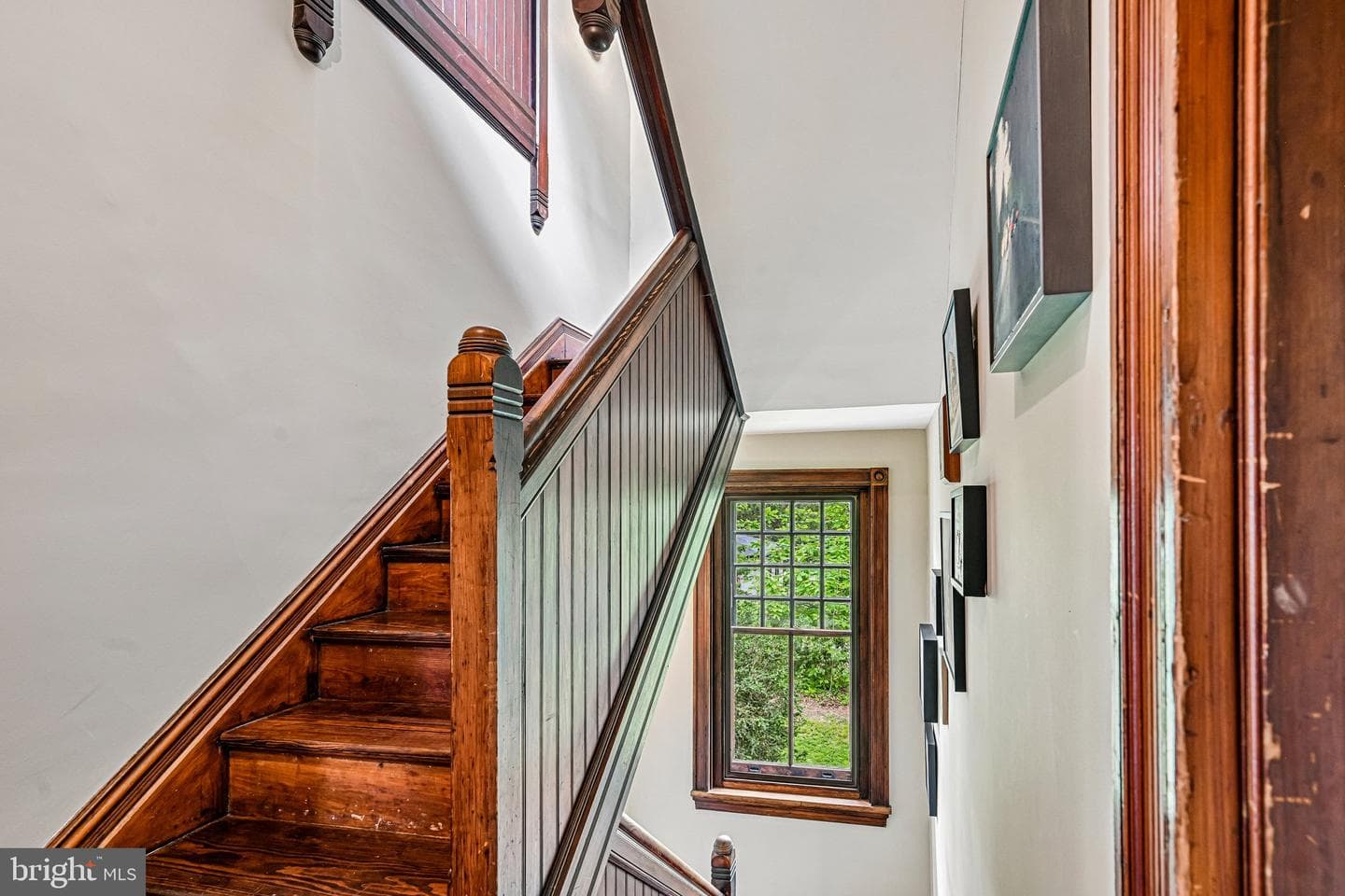 51 E Penn Street photo 45