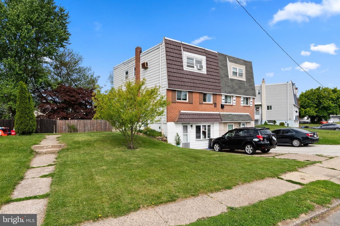 826 Avon Road photo 2