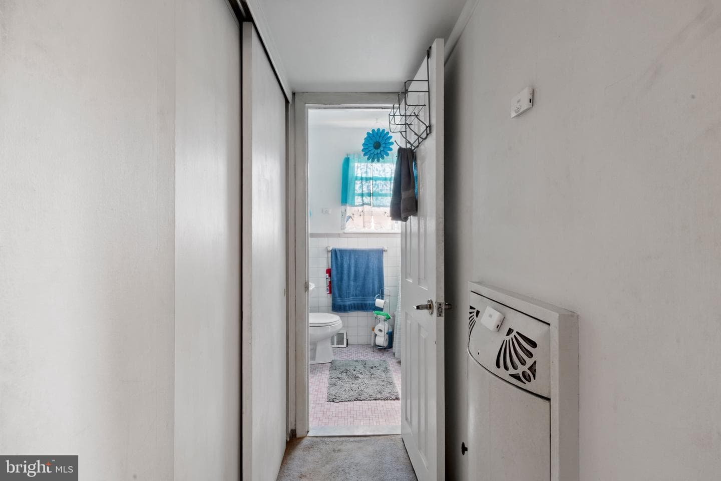 826 Avon Road photo 20