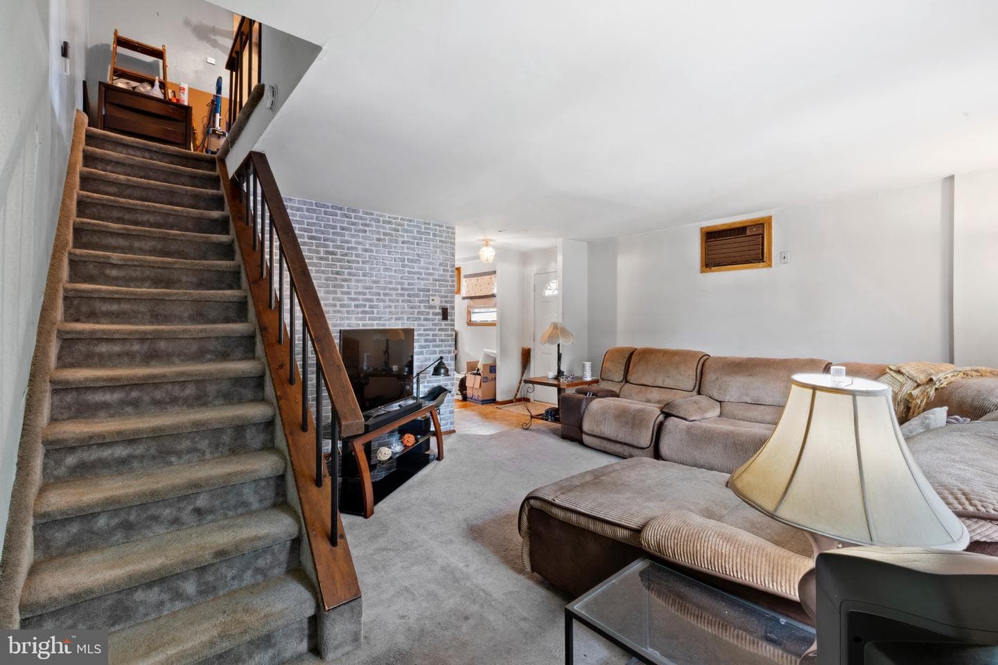 826 Avon Road photo 6