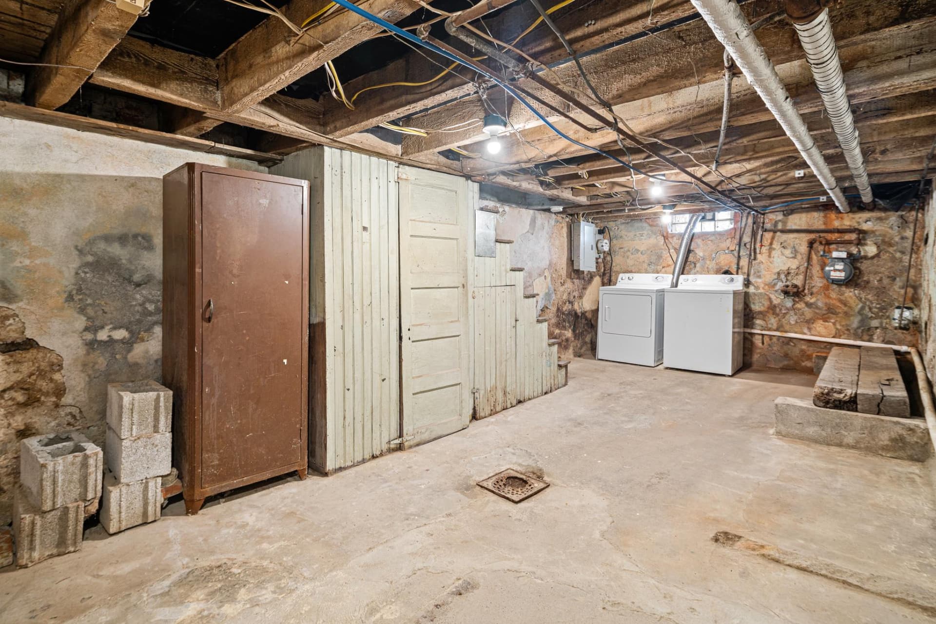1227 S Iseminger Street photo 18