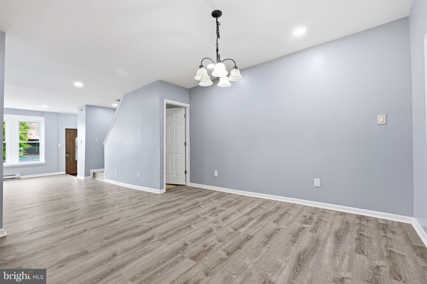 140 W Ashdale Street photo 6