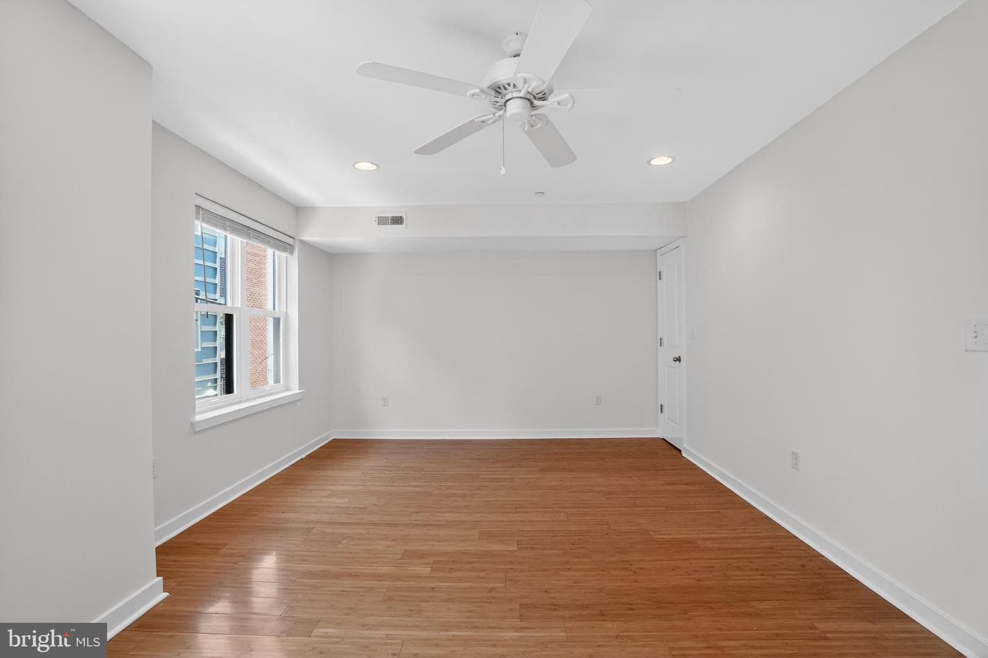 1305 S Hancock Street photo 22