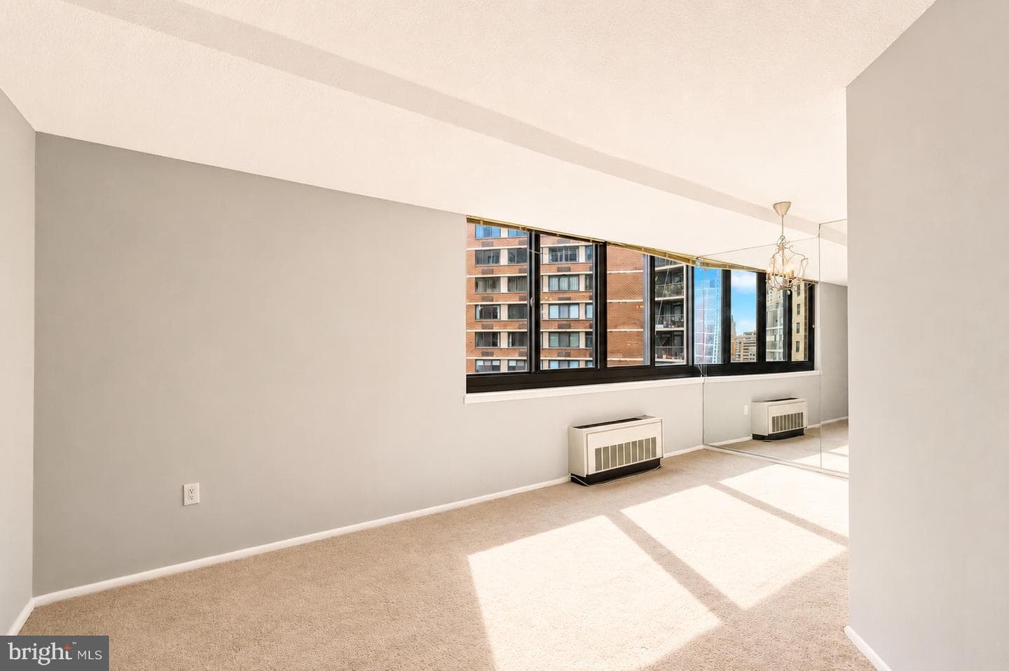 1420 Locust Street #15b photo 3