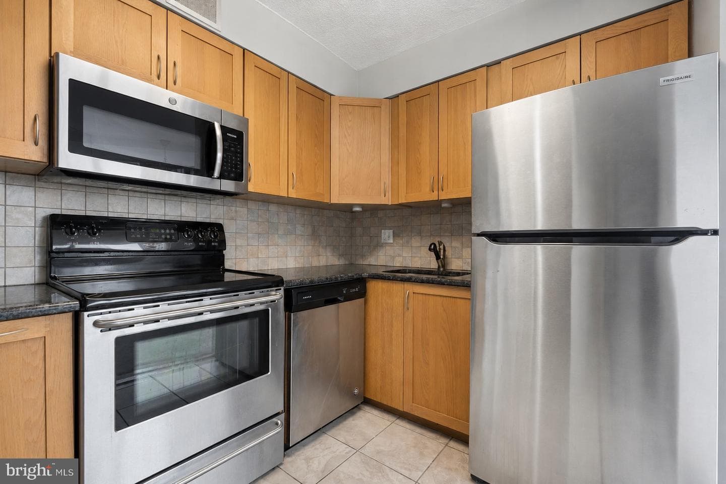 1420 Locust Street #15b photo 6