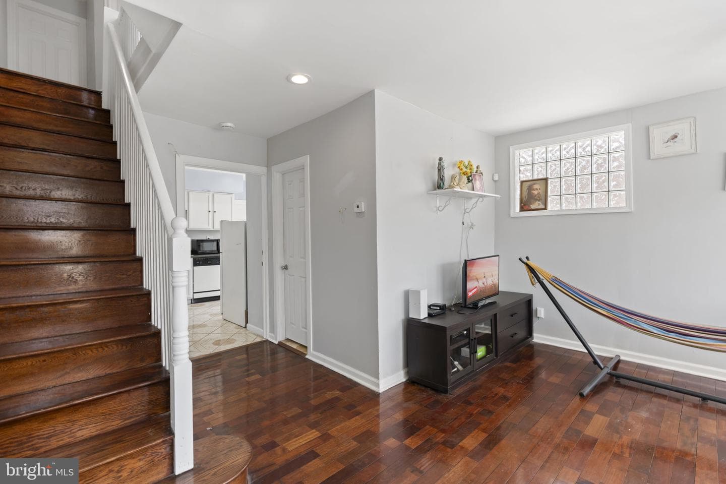 571 Van Kirk Street photo 9