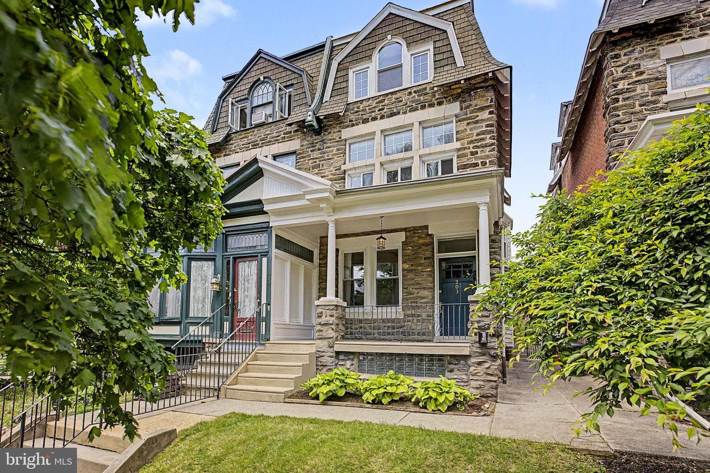 203 E Gowen Avenue