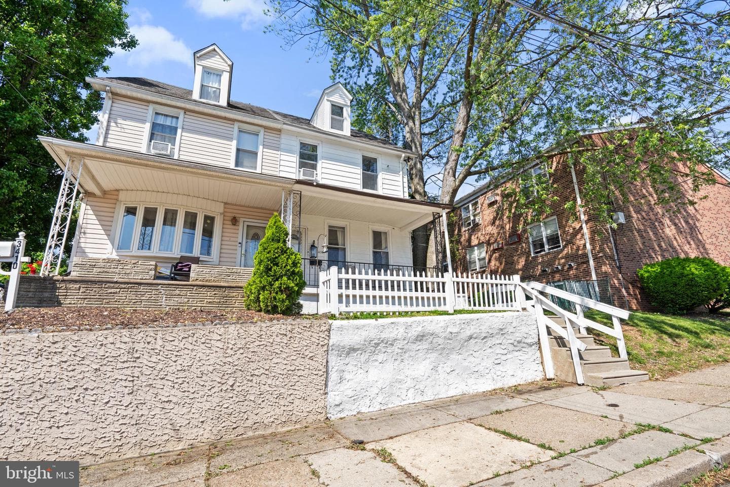 3408 Arthur Street photo 2