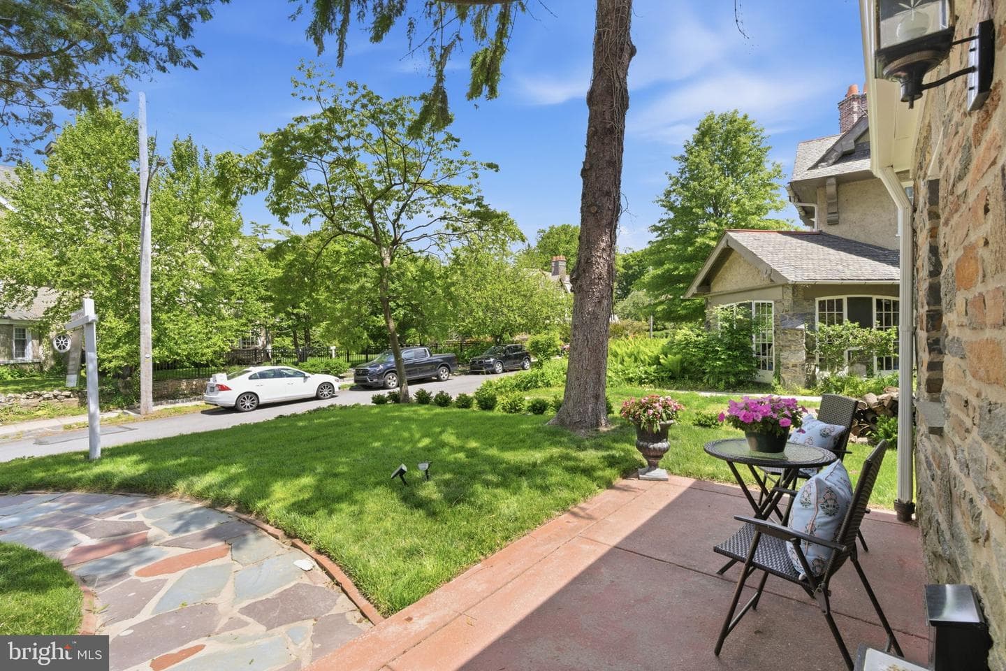 3226 W Penn Street photo 31