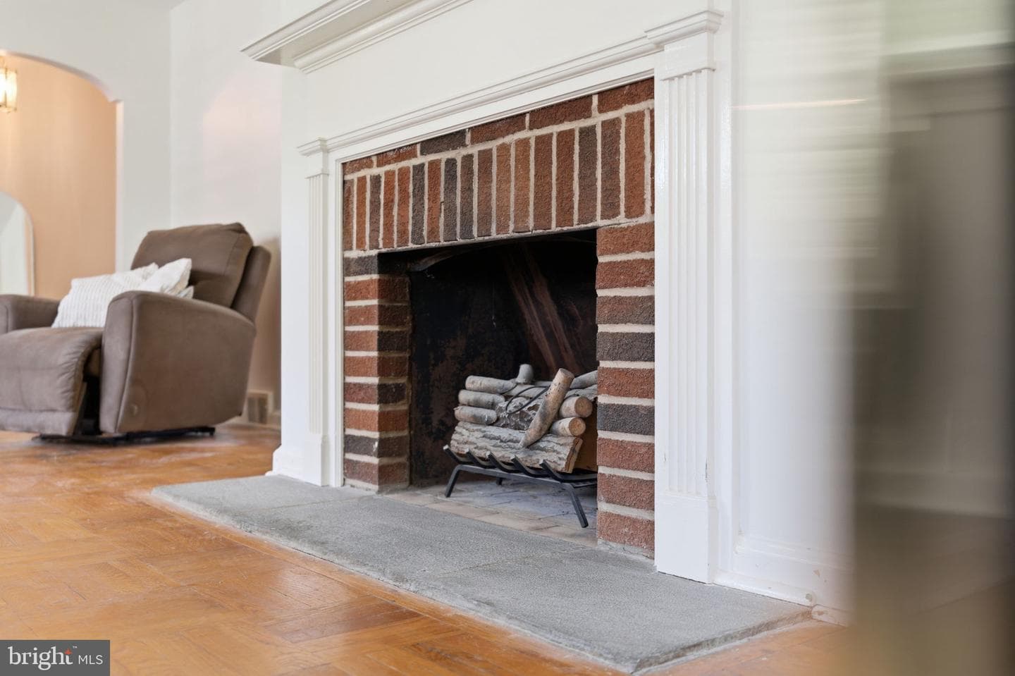 3226 W Penn Street photo 34