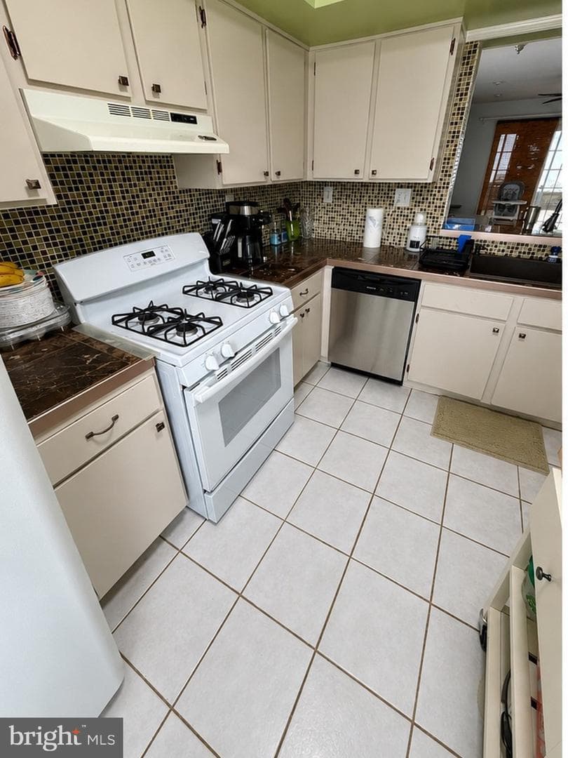 10700 Albemarle Lane photo 7