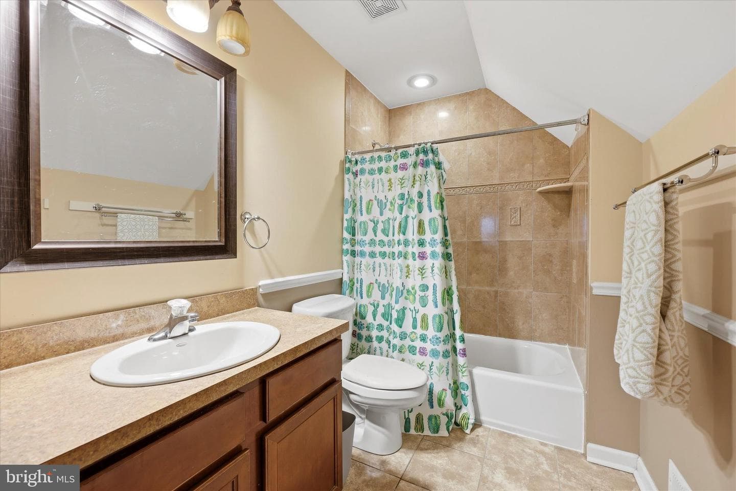 9342 Campus Lane photo 17