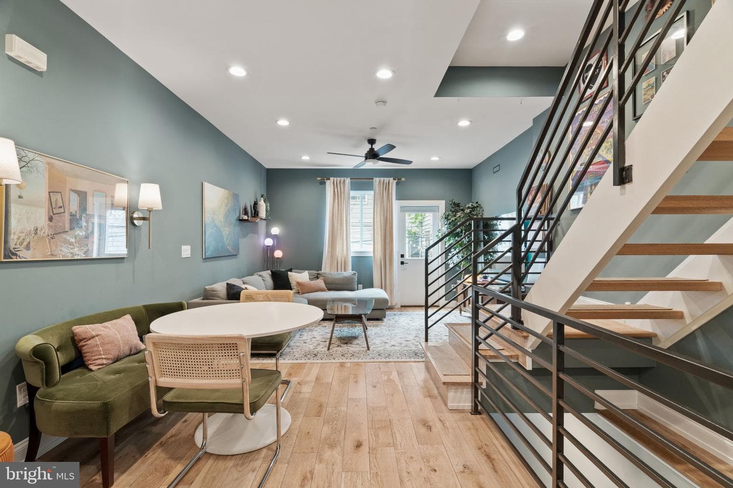 2932 Nicholas Street photo 4