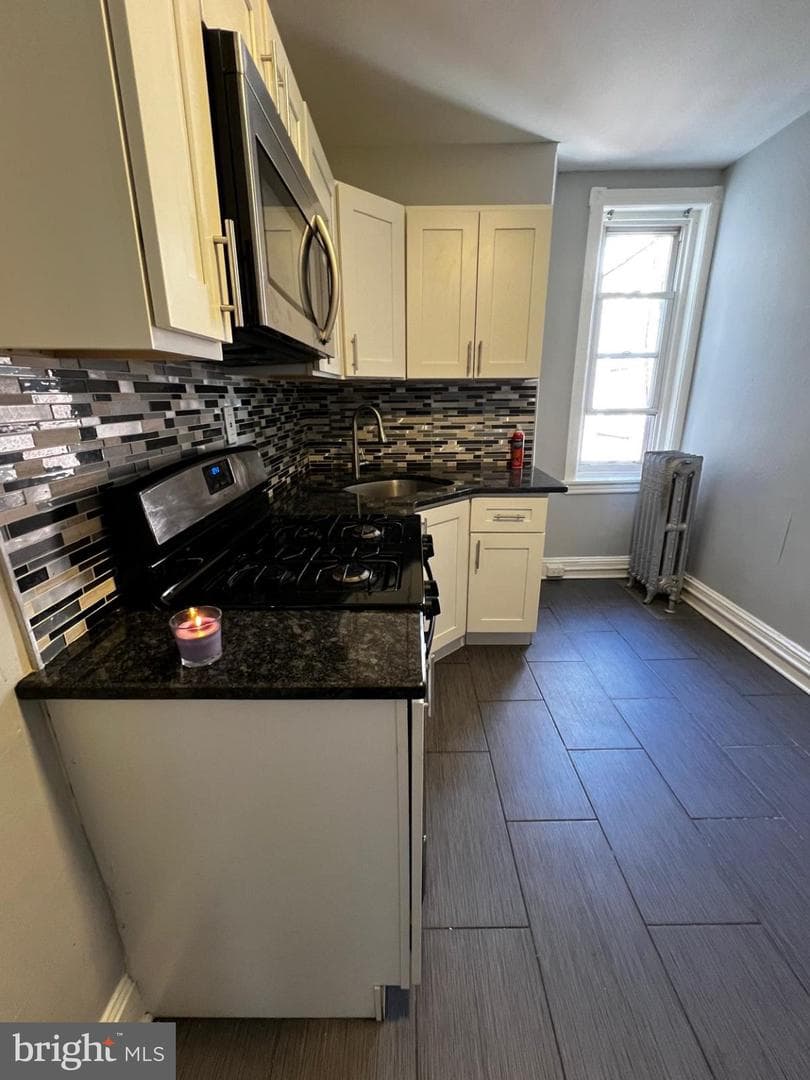 4812 Oxford Avenue photo 13