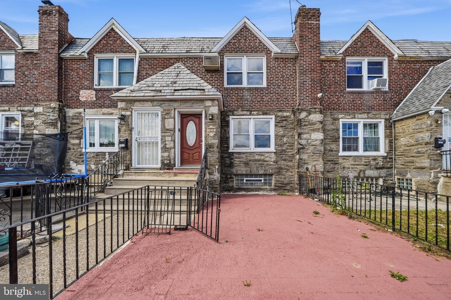 1210 Robbins Street photo 2